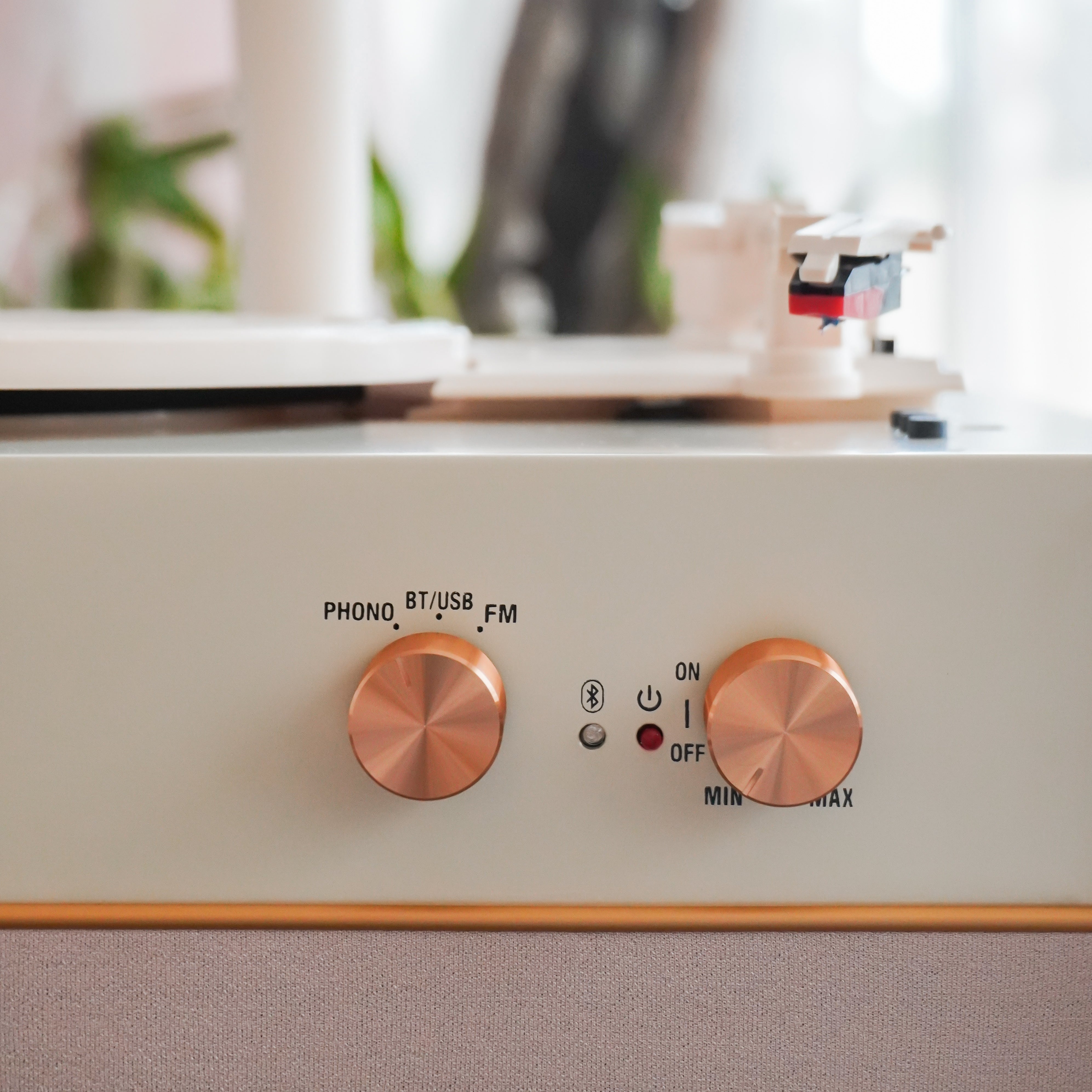 Lumi Vintage Phonograph