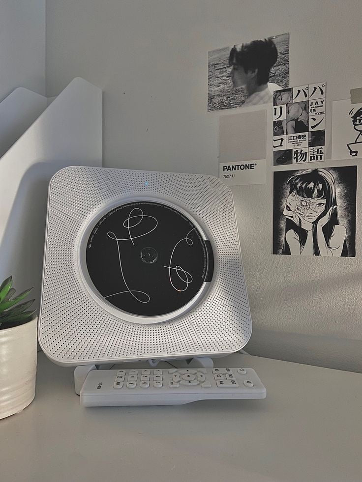 Lennon 90s CD Player